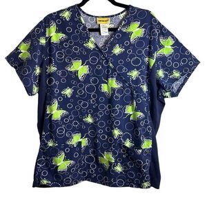 The Uniform Outlet 2X butterfly print knit sides two pocket scrub top blue & gre
